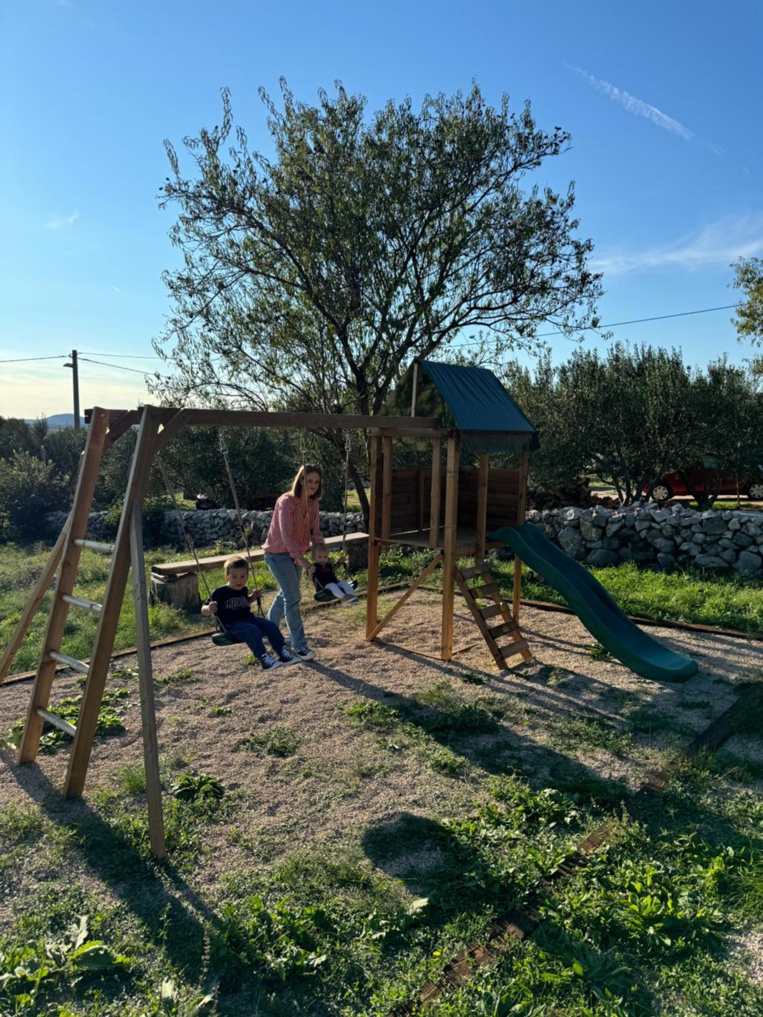 Relax And Unwind: Family-Friendly House Near Zadar In Zagrad Villa Exterior photo